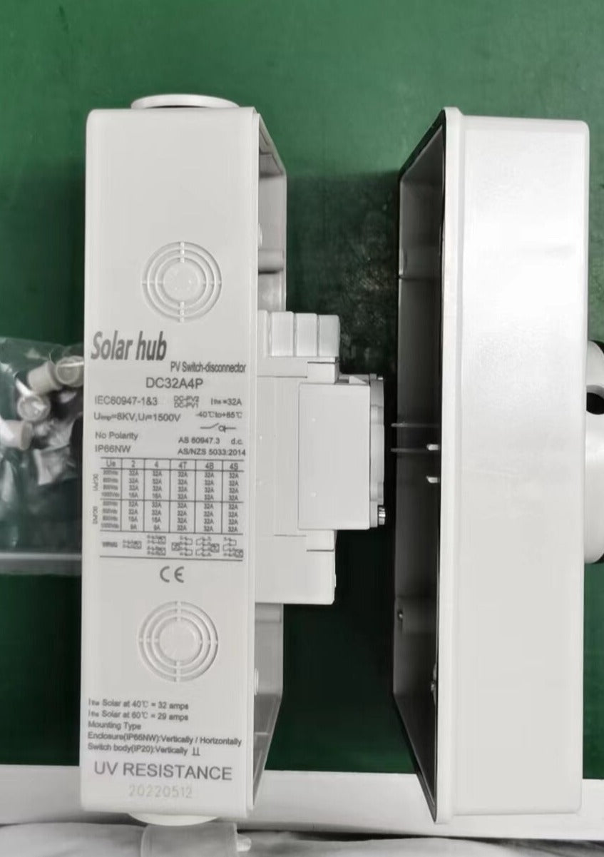 Switch DC 32A 4P Isolator